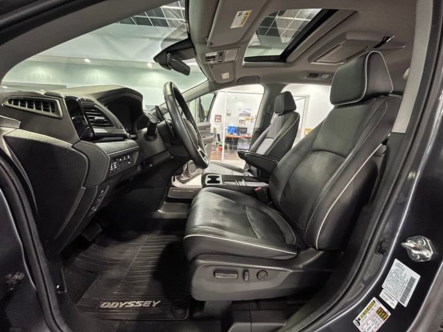 Used 2024 Honda Odyssey Elite image 11
