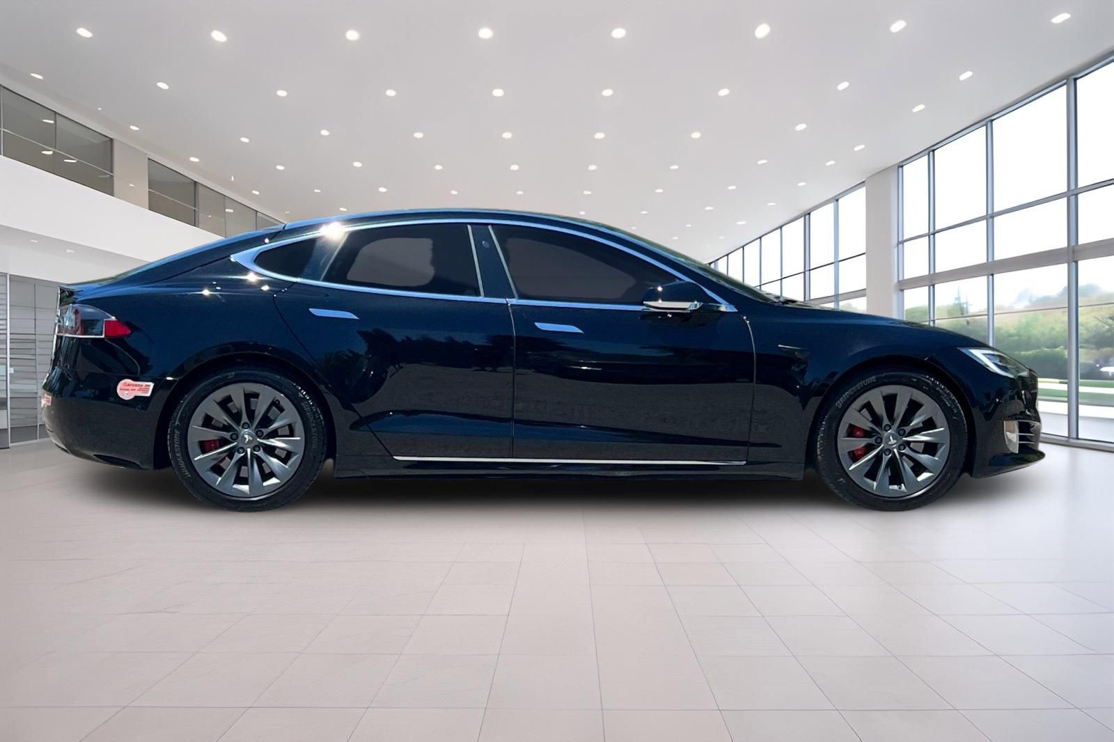 Used 2020 Tesla Model S Performance AWD/4WD image 3