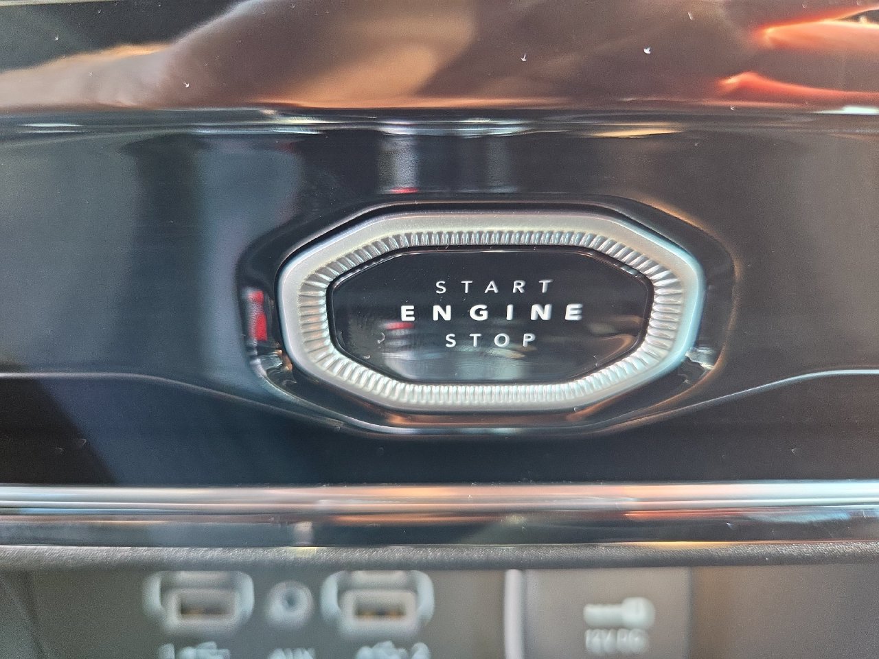 New 2026 Jeep Grand Cherokee Limited AWD/4WD image 28