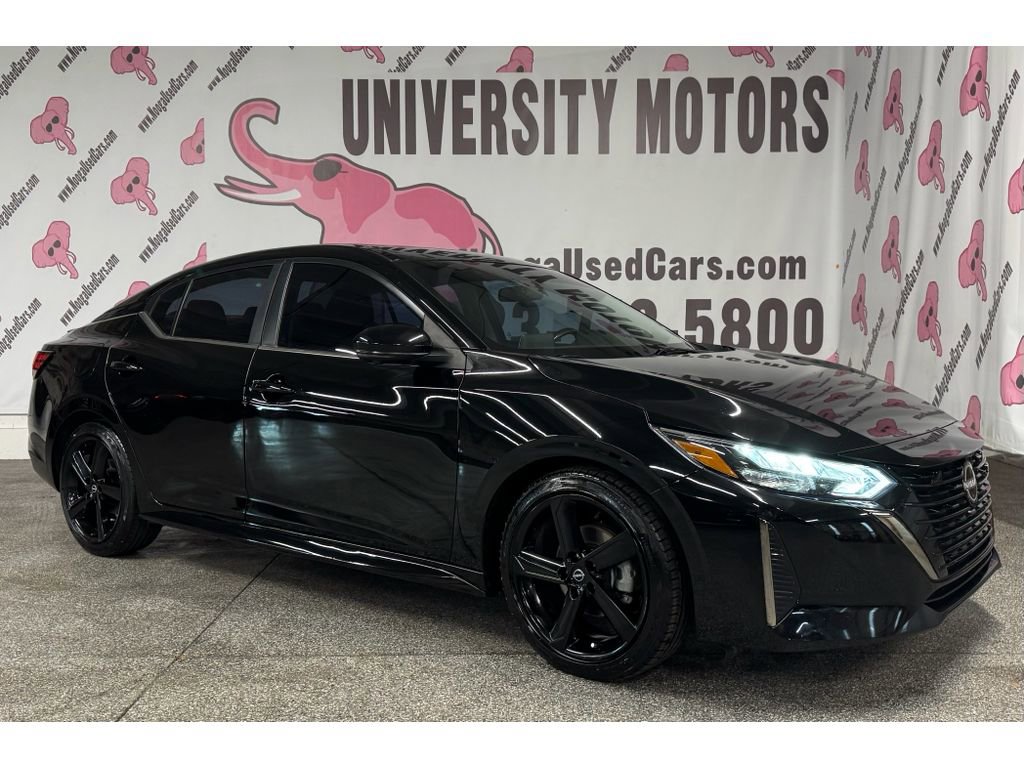 Used 2024 Nissan Sentra SR w/ SR Premium Package image 4