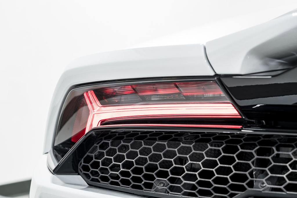 Used 2022 Lamborghini Huracan EVO RWD image 59