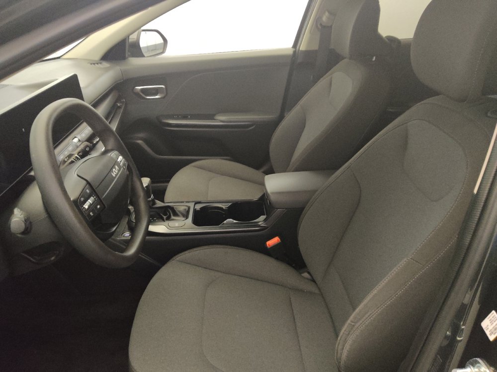Used 2025 Kia K4 FWD image 17