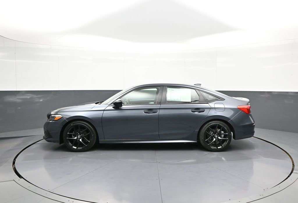 Used 2023 Honda Civic Sport image 9