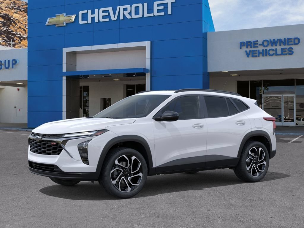 New 2026 Chevrolet Trax RS w/ Sunroof Package FWD image 2