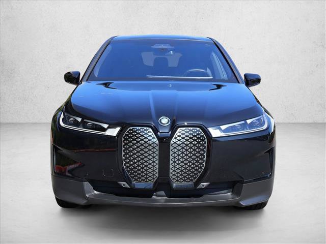 Used 2024 BMW iX xDrive50 w/ Premium Package AWD/4WD image 3