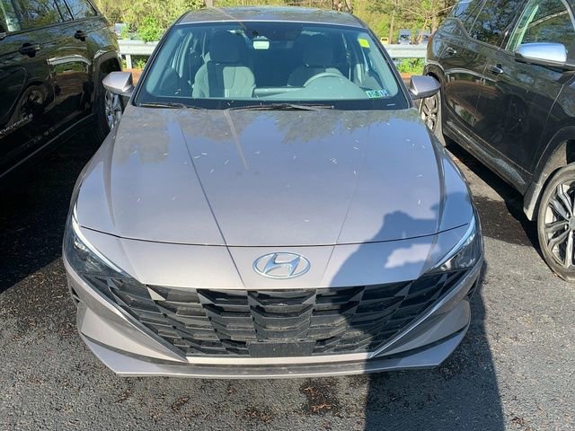 Used 2023 Hyundai Elantra SEL w/ Convenience Package image 6