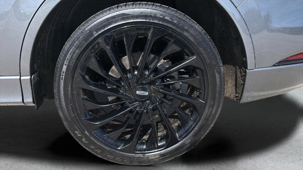 Used 2025 Lincoln Aviator Reserve w/ Equipment Group 201A image 15