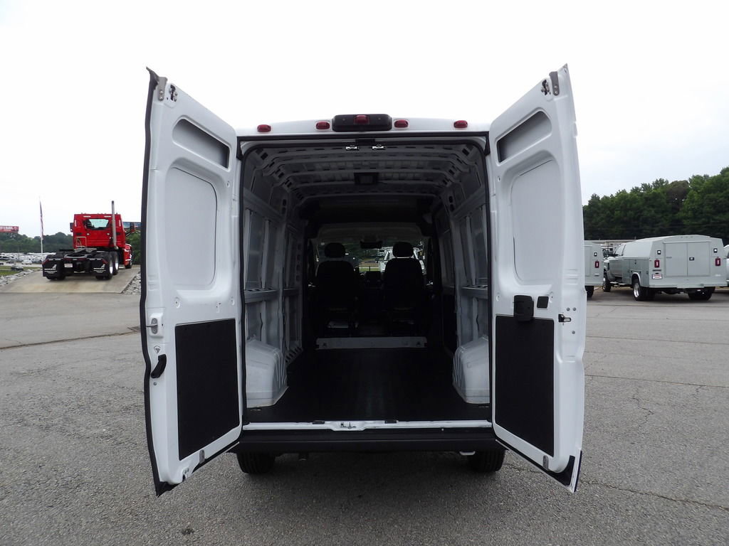 Used 2024 RAM ProMaster 2500 w/ Convenience Group FWD image 39