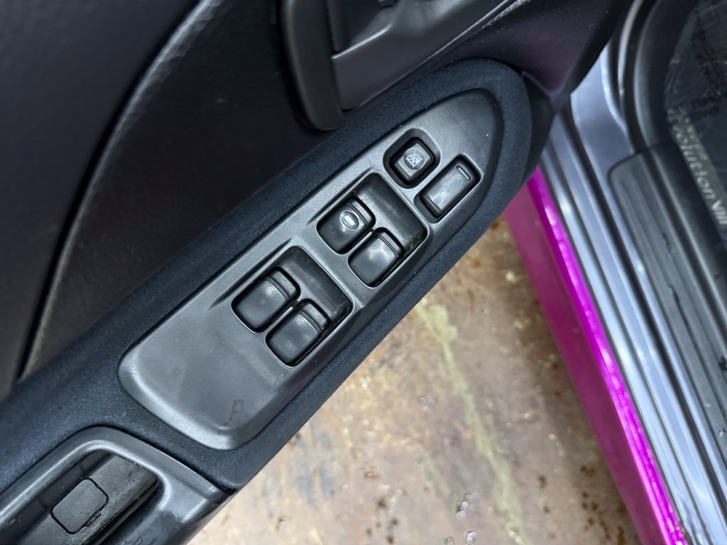 Used 2005 Mitsubishi Lancer Evolution VIII image 13