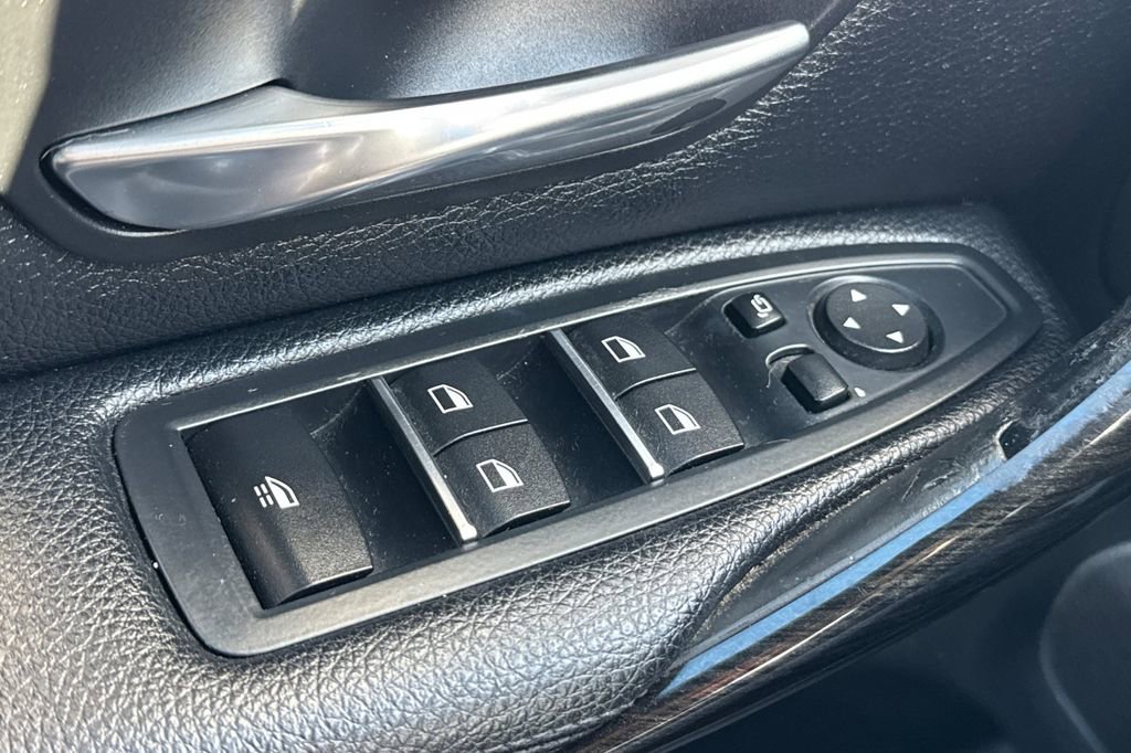 Used 2018 BMW 430i Convertible RWD image 11