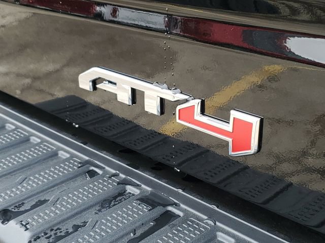 New 2026 GMC Sierra 1500 AT4 w/ AT4 Premium Package AWD/4WD image 32