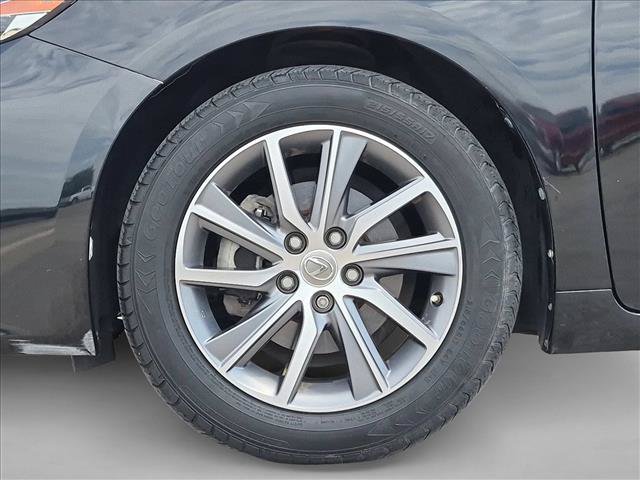 Used 2016 Lexus ES 300h w/ Luxury Package w/Wood Trim FWD image 23