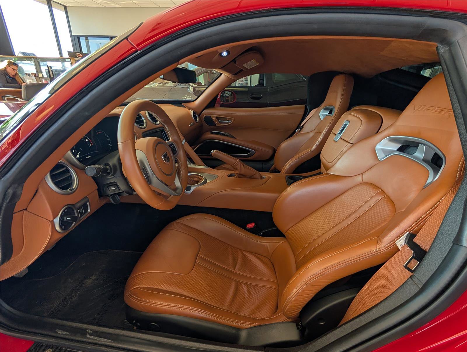 Used 2013 SRT Viper GTS w/ GTS Laguna Interior Pkg image 16