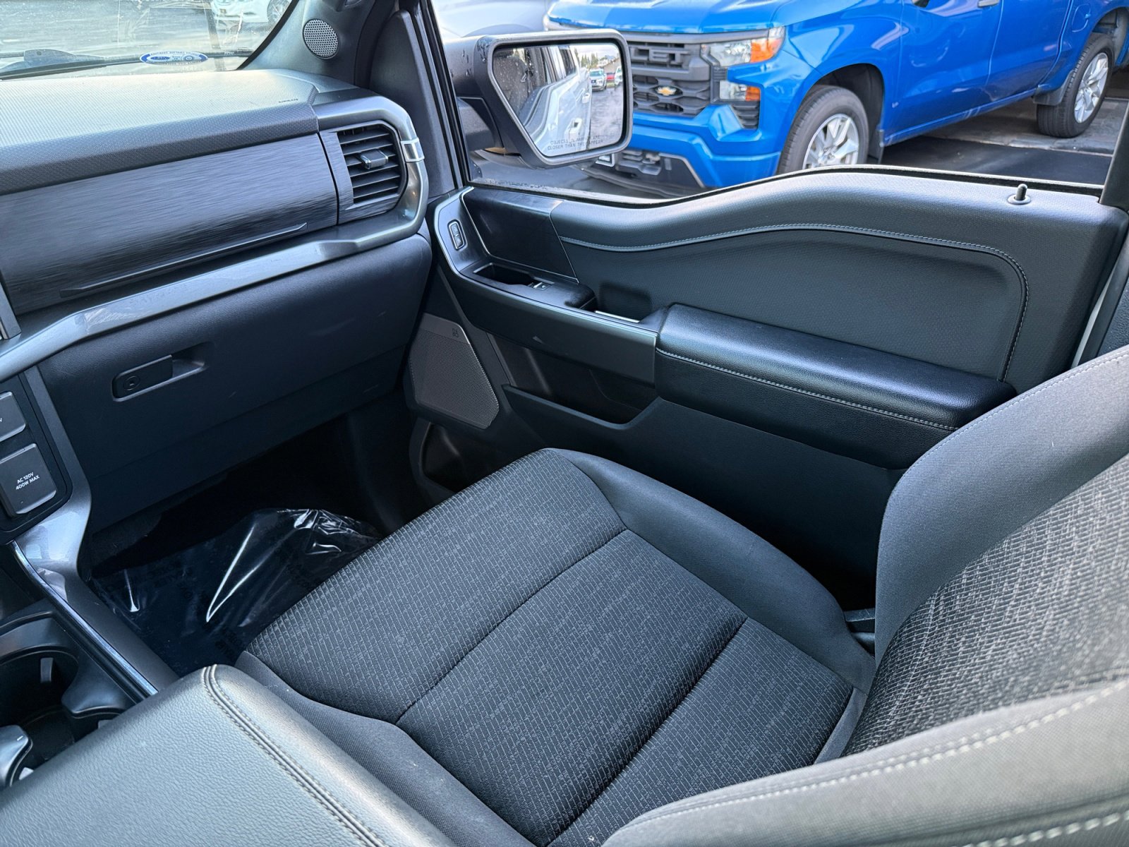 Used 2022 Ford F150 XLT w/ Equipment Group 302A High image 14