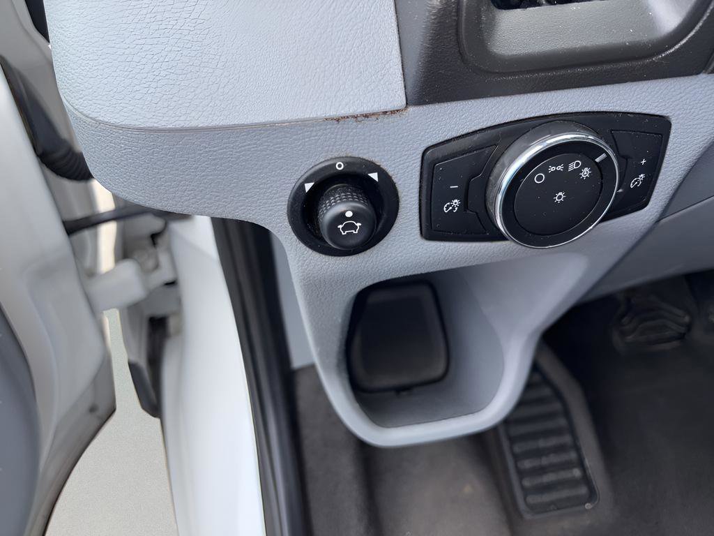 Used 2016 Ford Transit 350 XLT RWD image 25