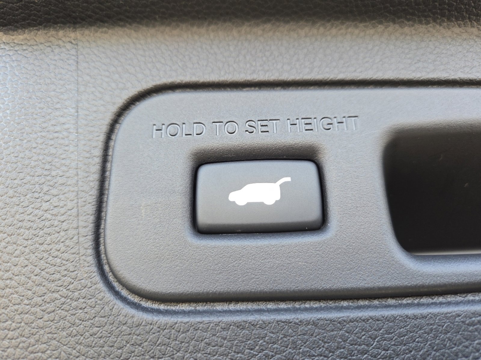 Used 2025 Honda Pilot Elite image 25