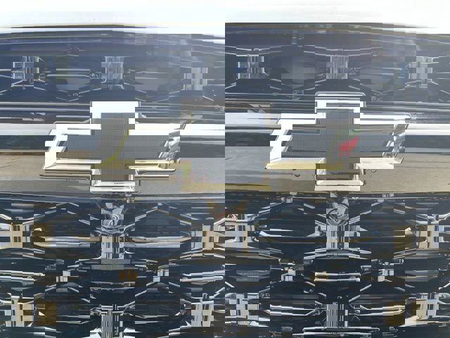 New 2026 Chevrolet Traverse RS w/ LPO, Floor Liner Package image 32