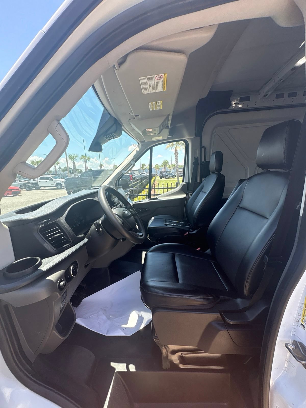 Used 2024 Ford Transit 250 148 Medium Roof RWD image 13
