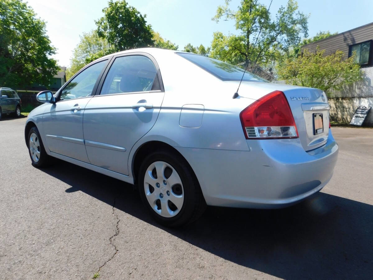 Used 2008 Kia Spectra EX image 3