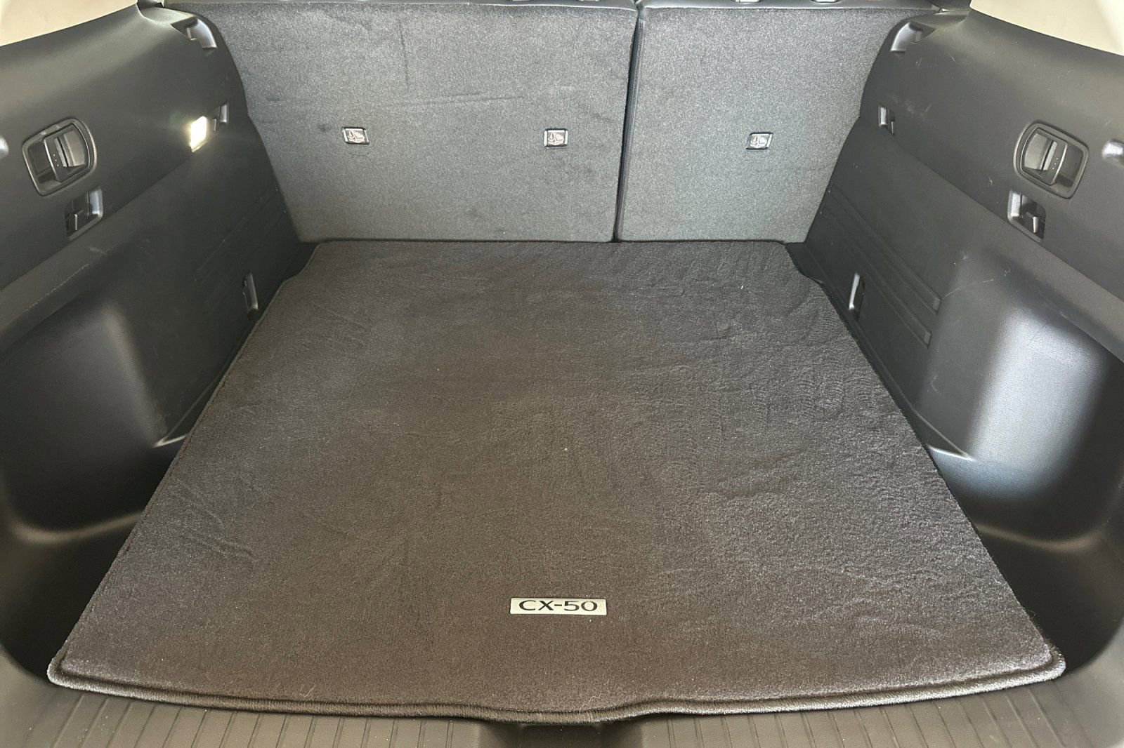 Used 2024 MAZDA CX-50 AWD 2.5 S w/ Select Package image 15