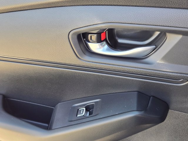 Certified 2025 Honda Accord SE image 13