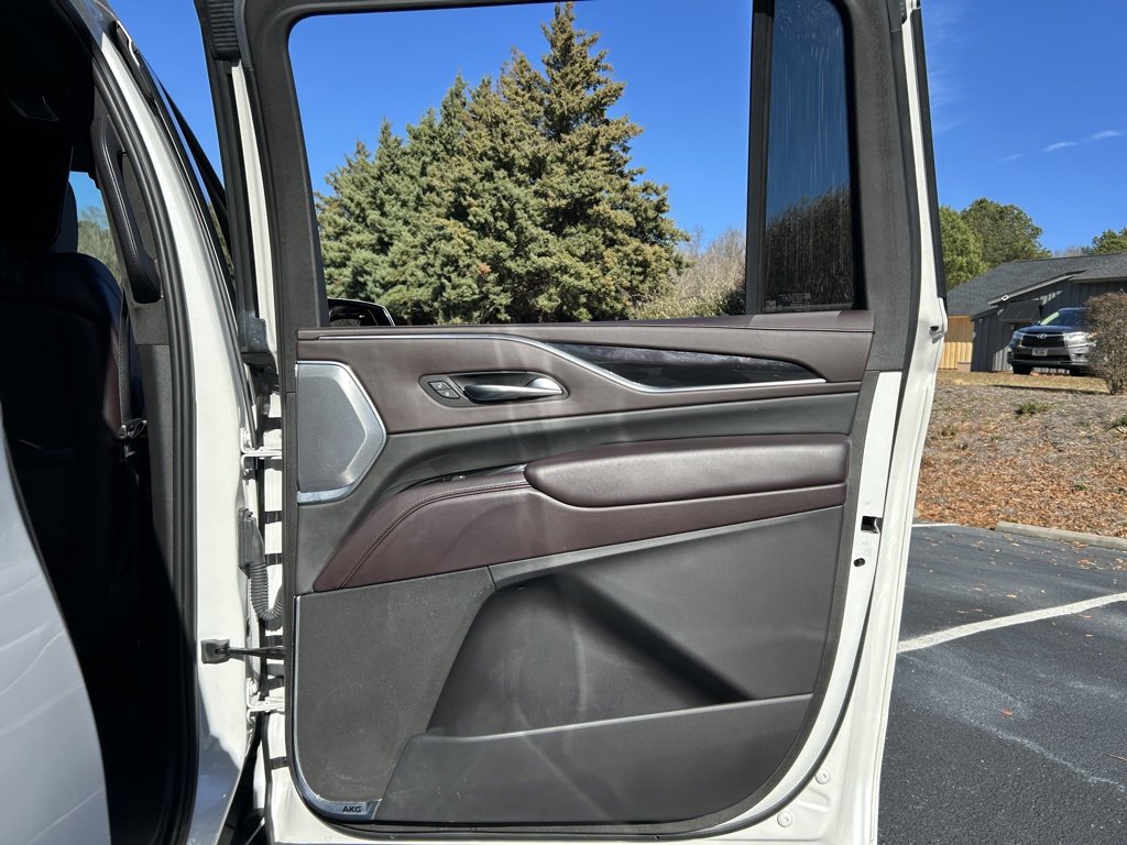 Used 2023 Cadillac Escalade ESV Sport Platinum image 62
