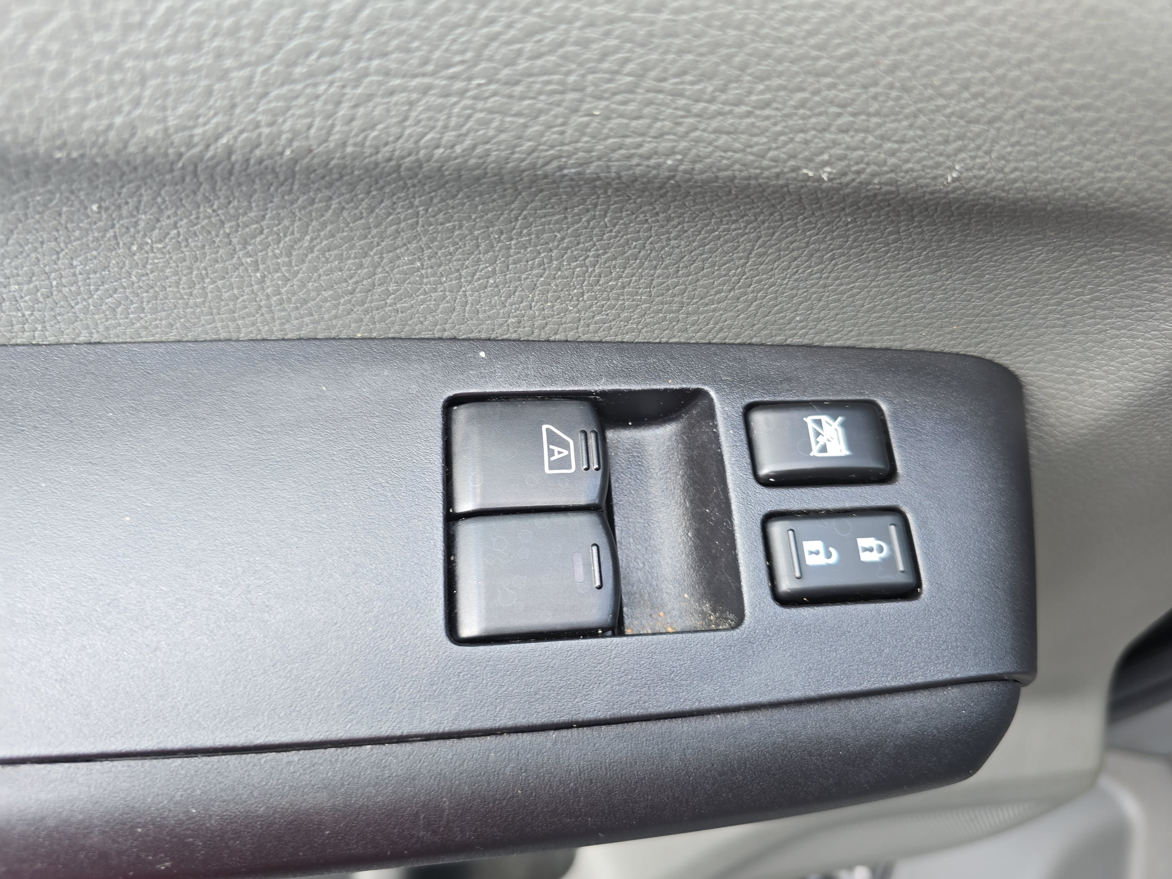 Used 2021 Nissan NV 3500 SL RWD image 27