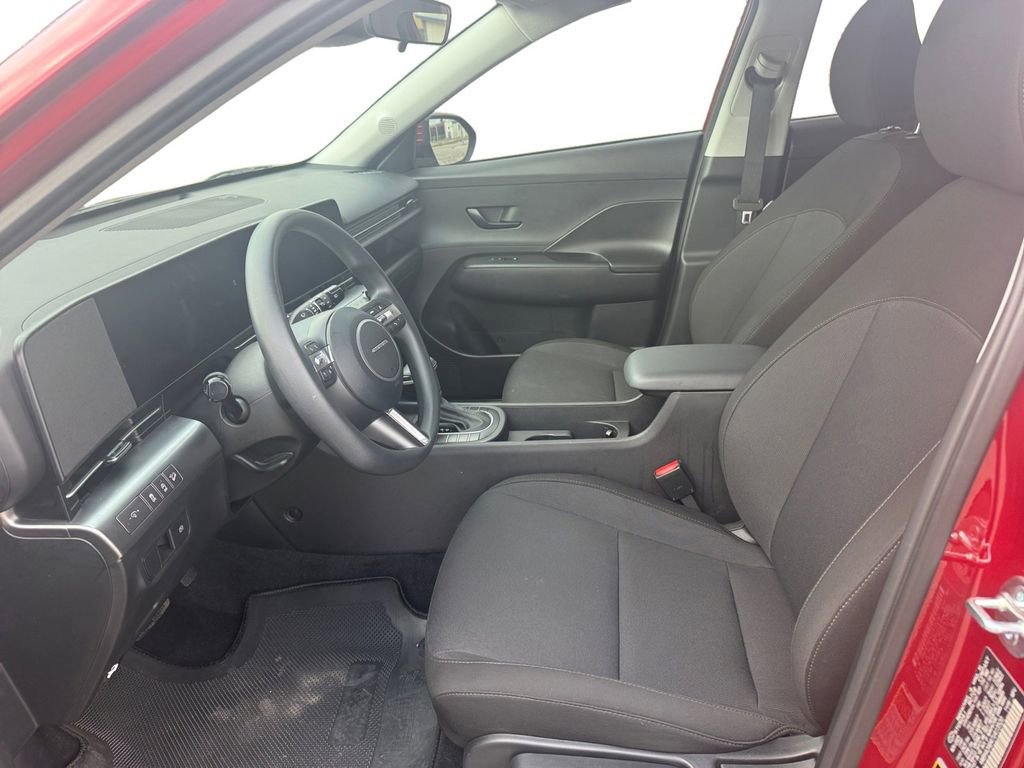 Certified 2026 Hyundai Kona SE FWD image 9