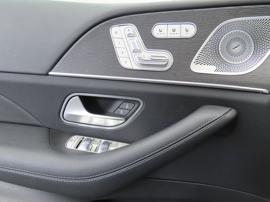 Used 2024 Mercedes-Benz GLS 450 GLS 450 image 22
