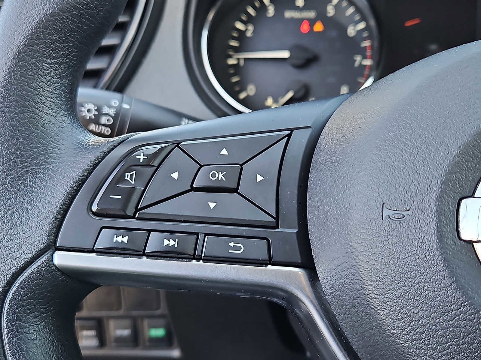 Used 2020 Nissan Rogue Sport S AWD/4WD image 20