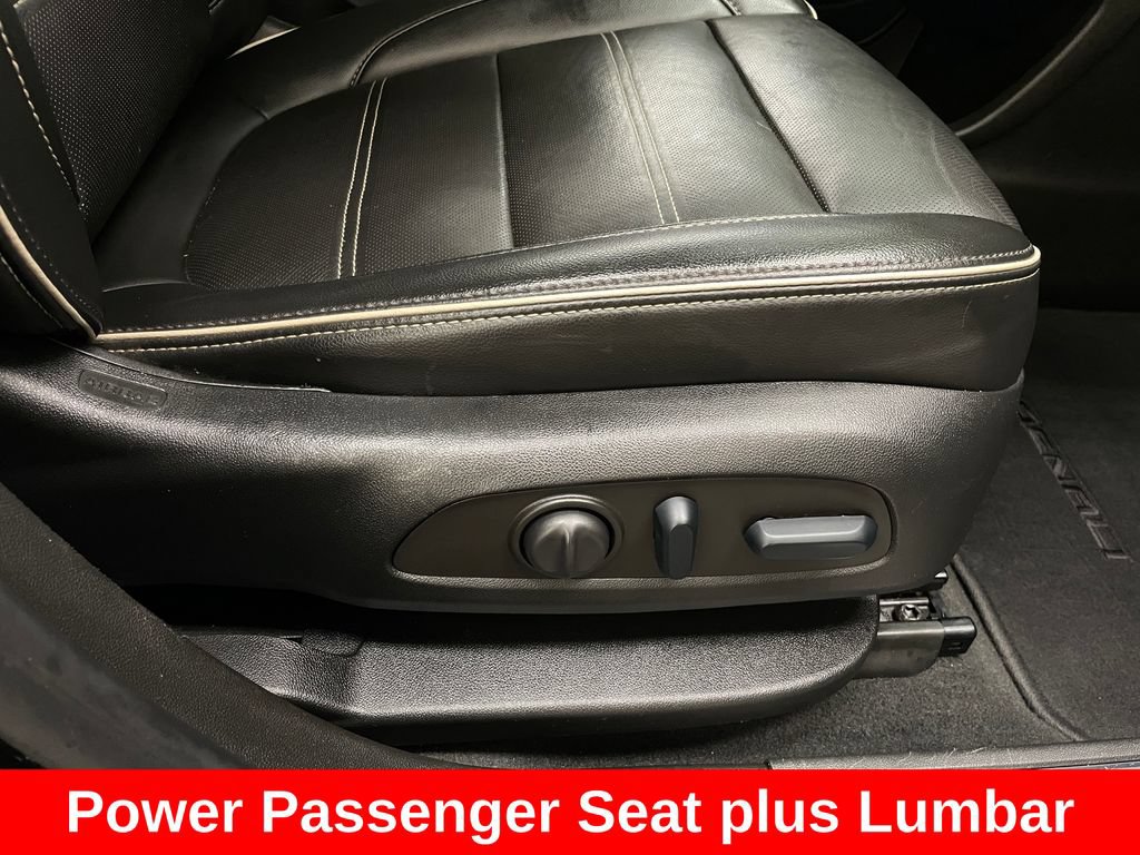 Used 2023 GMC Acadia Denali FWD image 12