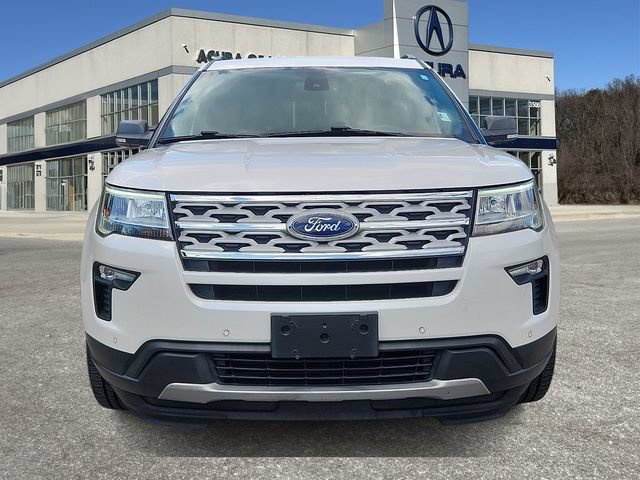 Used 2019 Ford Explorer XLT w/ Equipment Group 202A AWD/4WD image 2