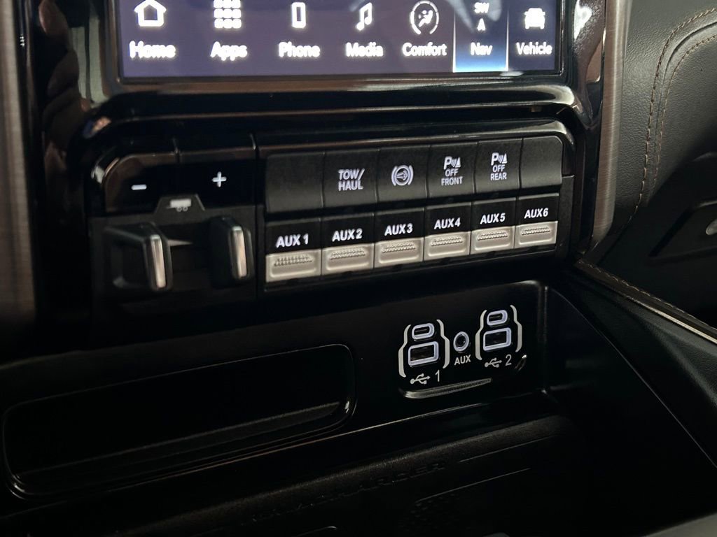 Used 2024 RAM 2500 Limited image 22