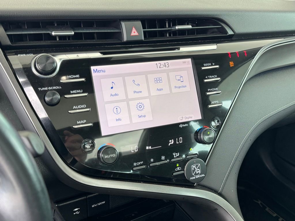 Used 2019 Toyota Camry XSE FWD image 29
