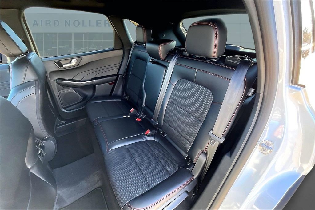 New 2026 Ford Escape ST-Line w/ Tech Pack #1 image 27