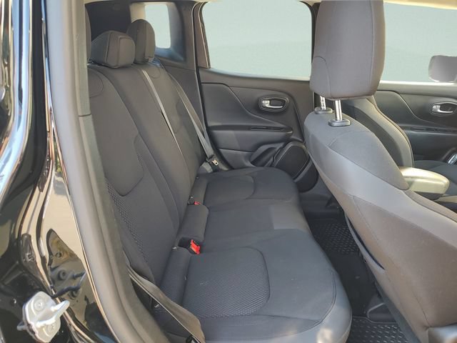 Used 2020 Jeep Renegade Altitude AWD/4WD image 31