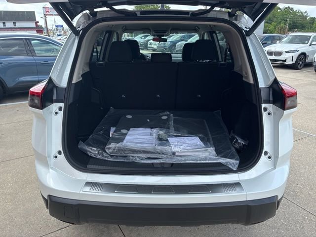 New 2026 Nissan Rogue SV FWD image 7