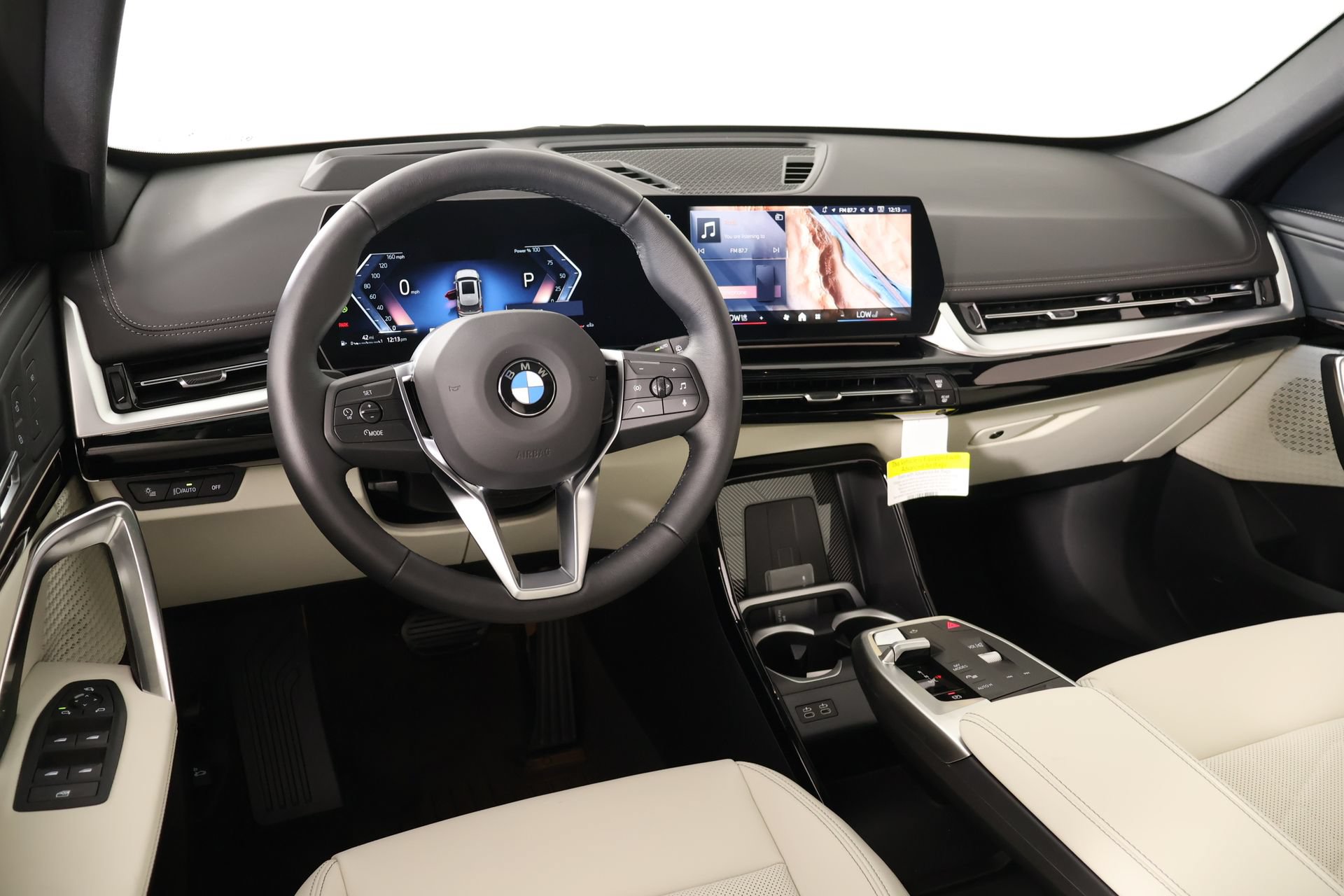 New 2026 BMW X1 xDrive28i w/ Technology Package AWD/4WD image 2