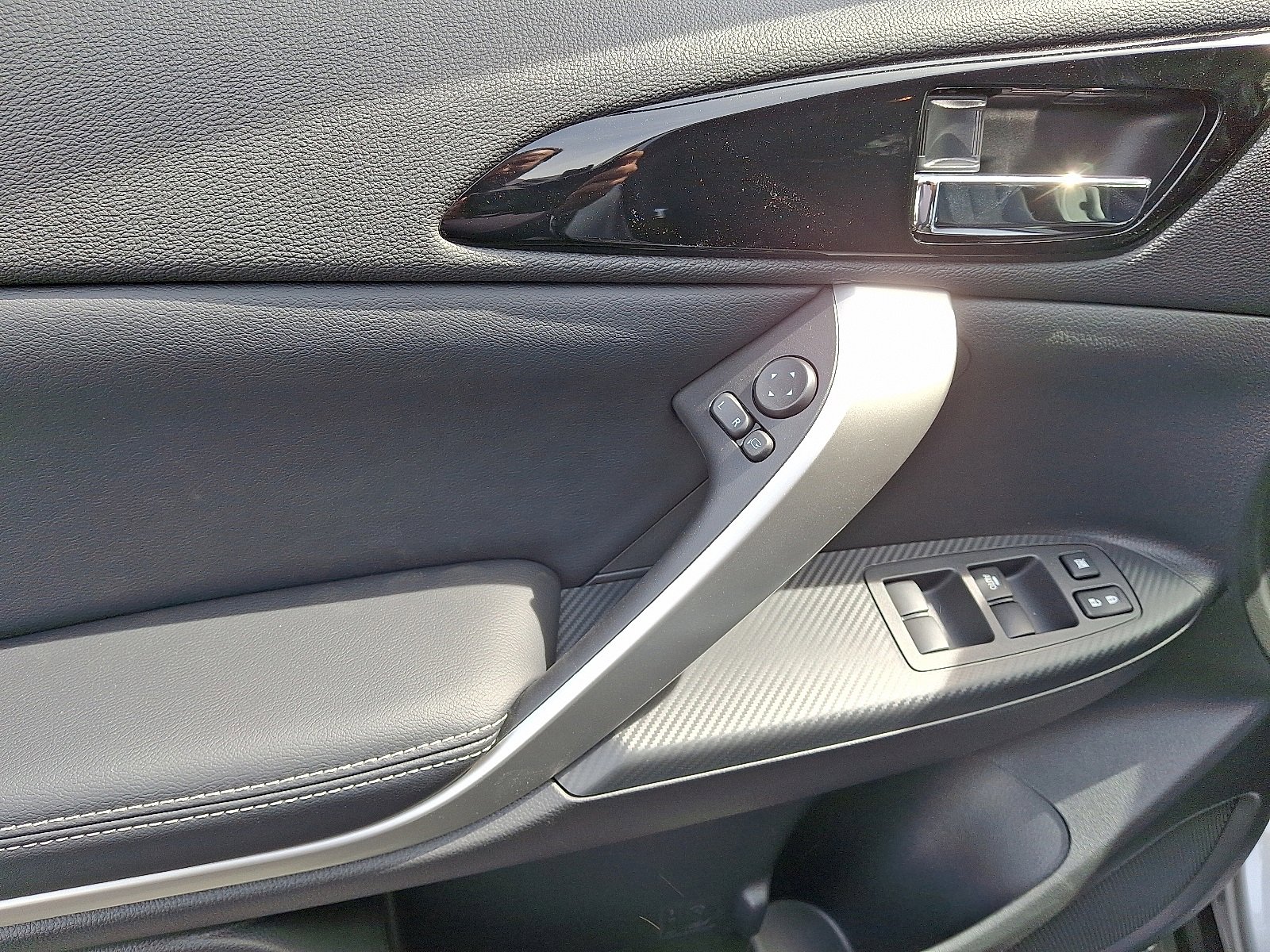 New 2025 Mitsubishi Eclipse Cross SE image 13