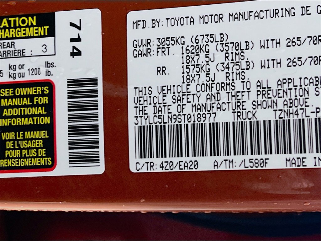 Certified 2025 Toyota Tacoma TRD Off-Road image 28