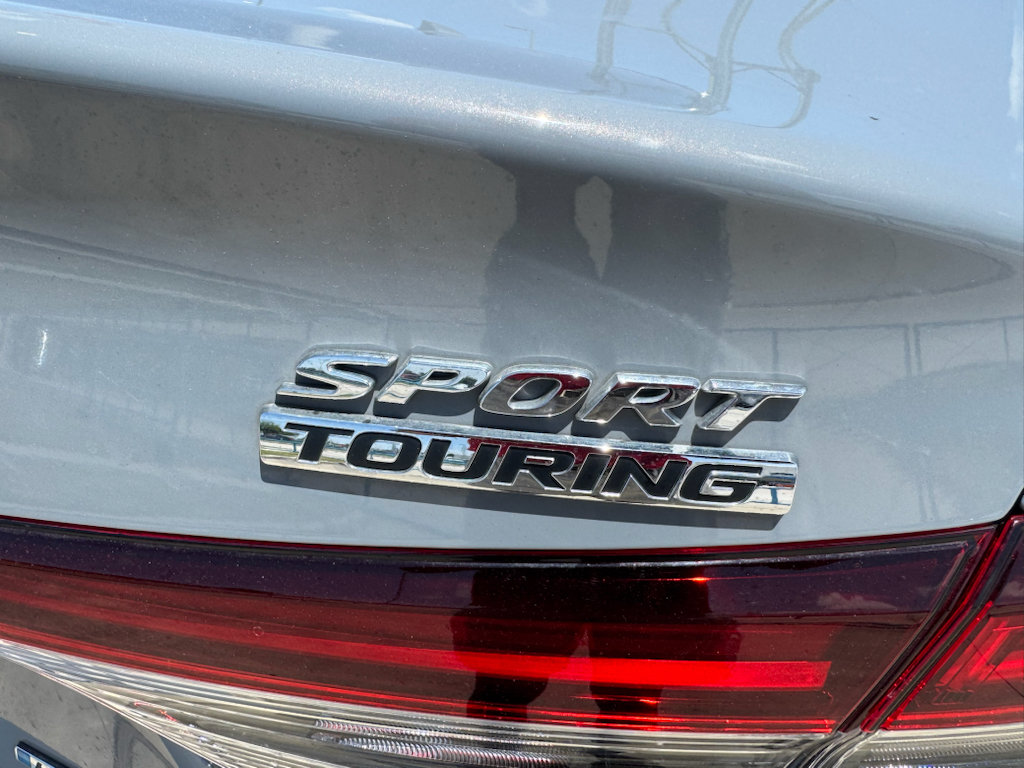 Certified 2025 Honda Civic Sport Touring image 29