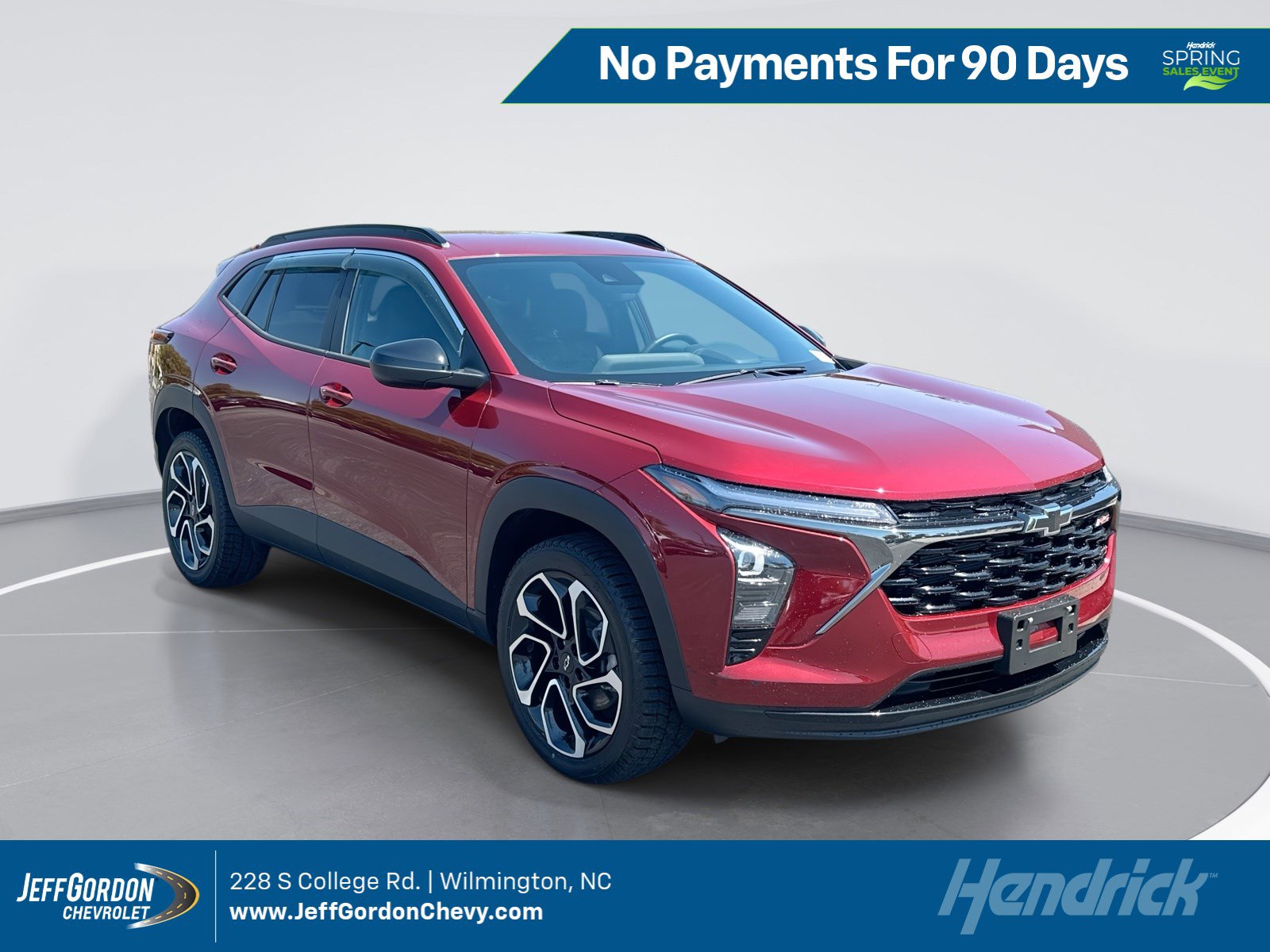 Used 2025 Chevrolet Trax RS w/ Driver Confidence Package image 1