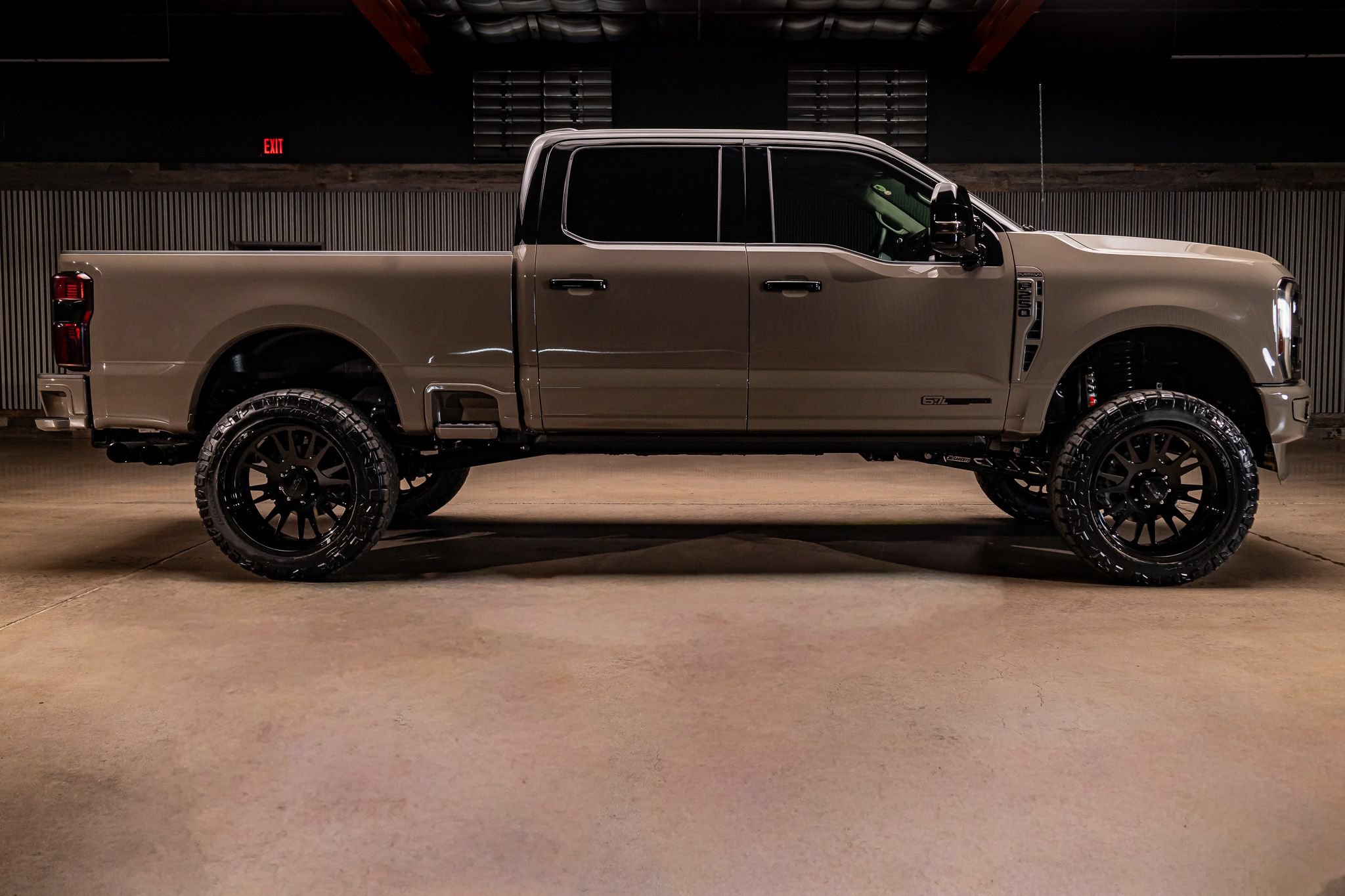 Used 2026 Ford F250 Platinum w/ Platinum Plus Package AWD/4WD image 11