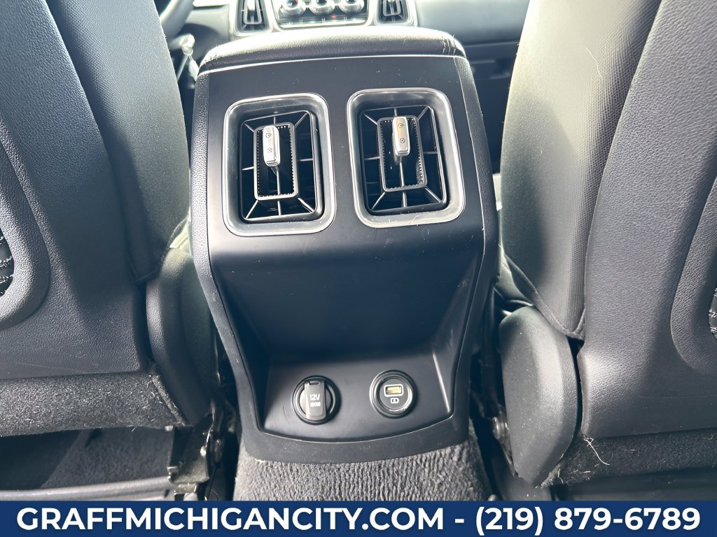 Used 2023 Kia Sorento LX FWD image 35