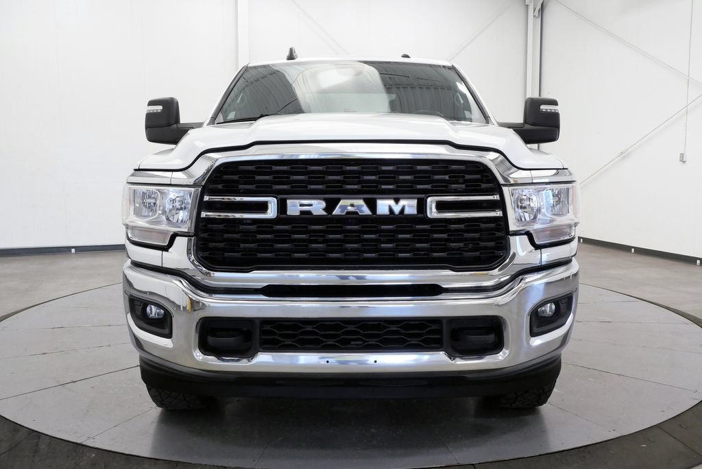 Used 2024 RAM 2500 Big Horn AWD/4WD image 2