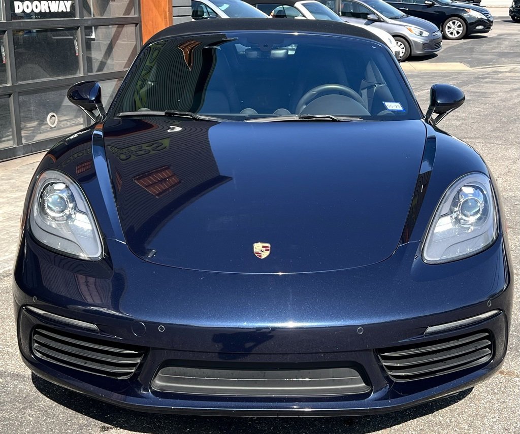 Used 2017 Porsche 718 Boxster image 16