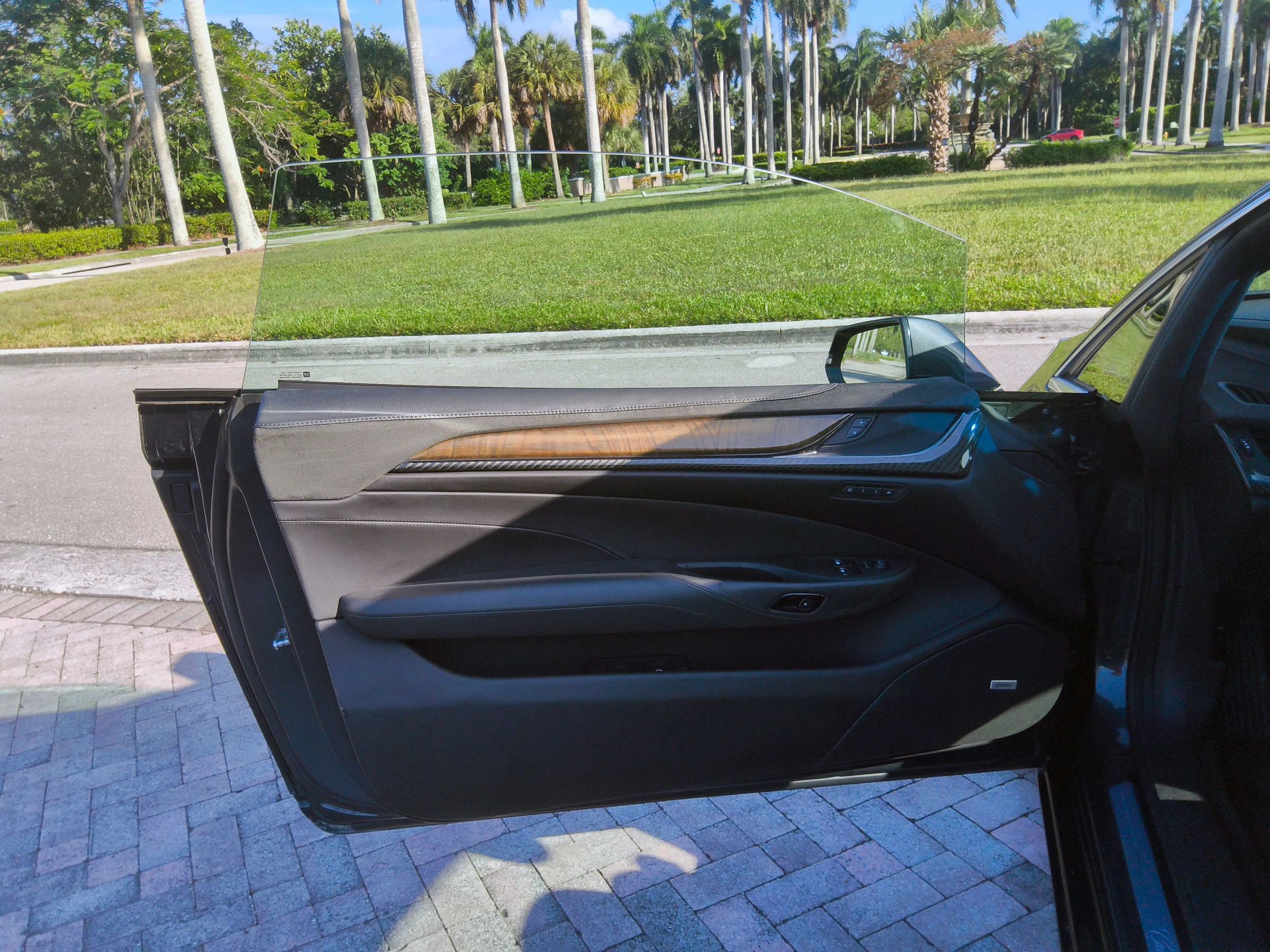 Used 2016 Cadillac ELR FWD image 20