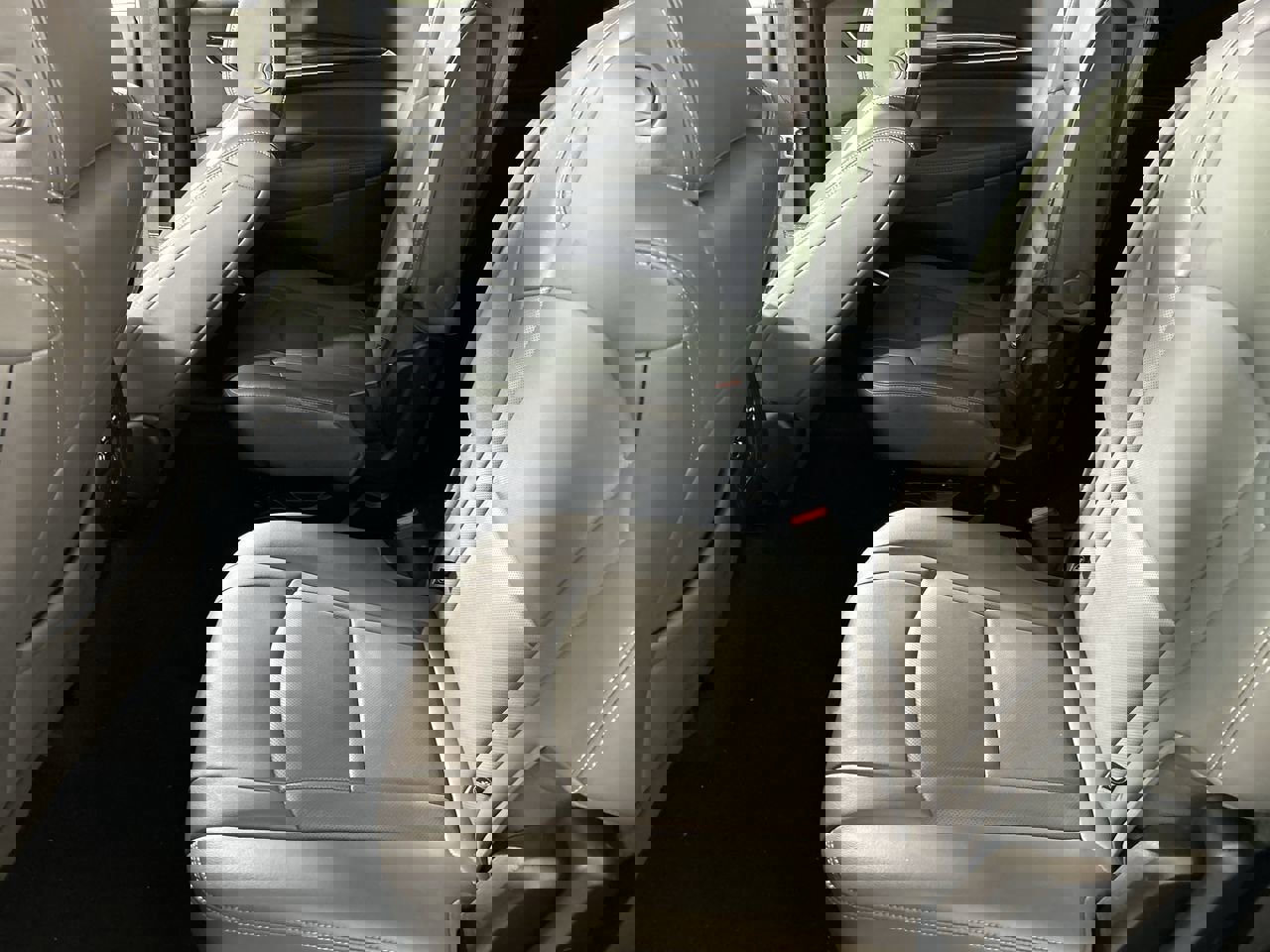 Used 2024 Buick Enclave Premium image 23