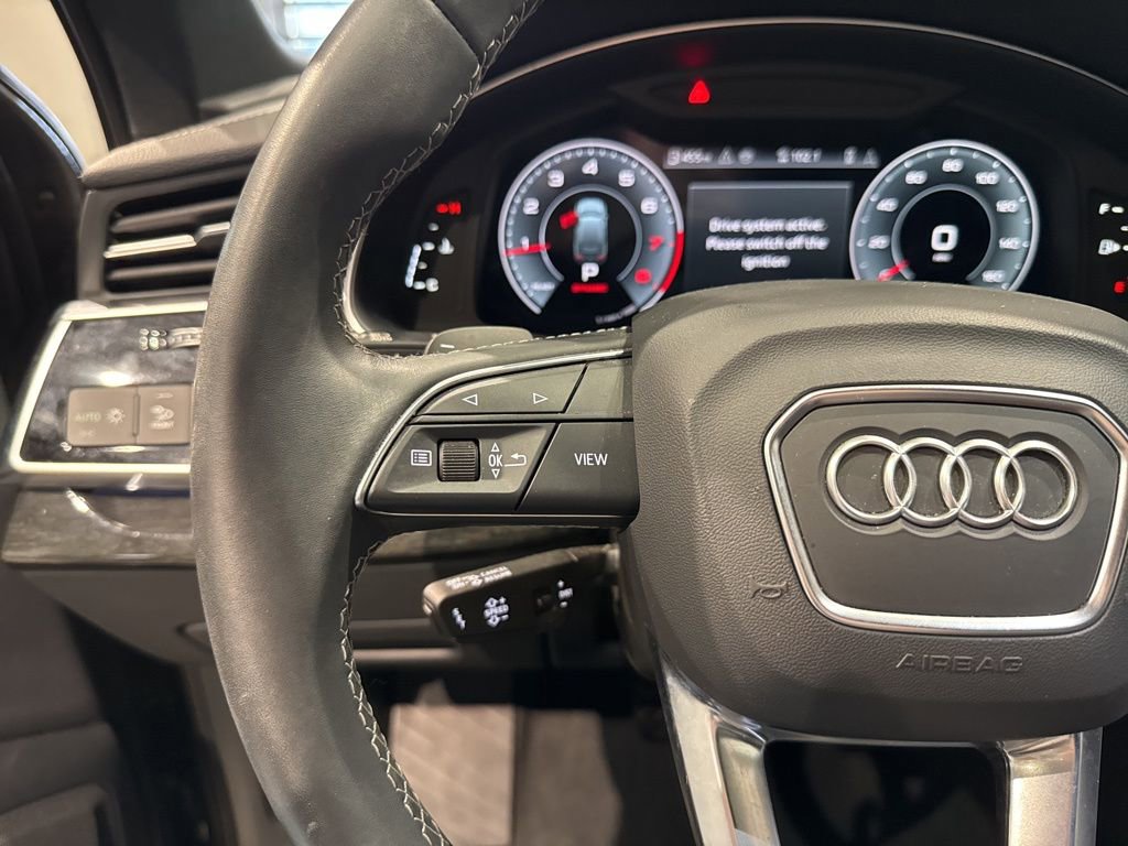 Used 2025 Audi Q7 2.0T Premium w/ Convenience Package AWD/4WD image 36