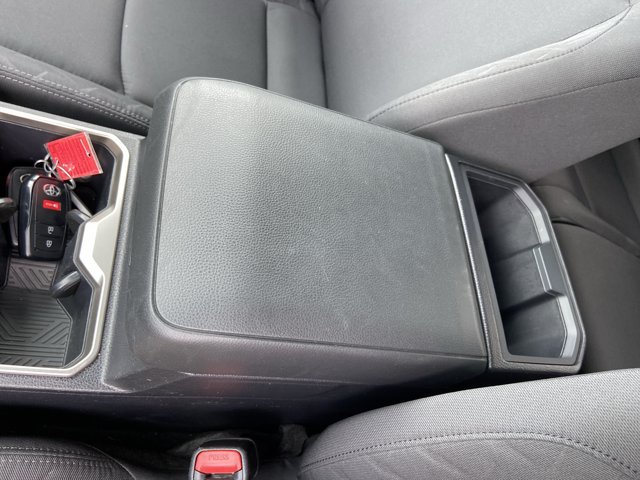 Used 2025 Toyota Tacoma SR5 AWD/4WD image 40